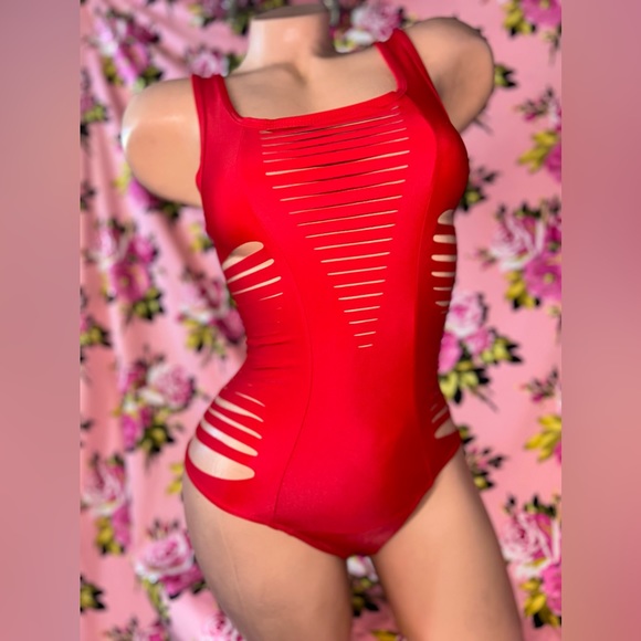 Red sliced cut out apocalyptic wasteland sexy swimsuit 1 piece slit bodysuit h3 - Picture 2 of 7